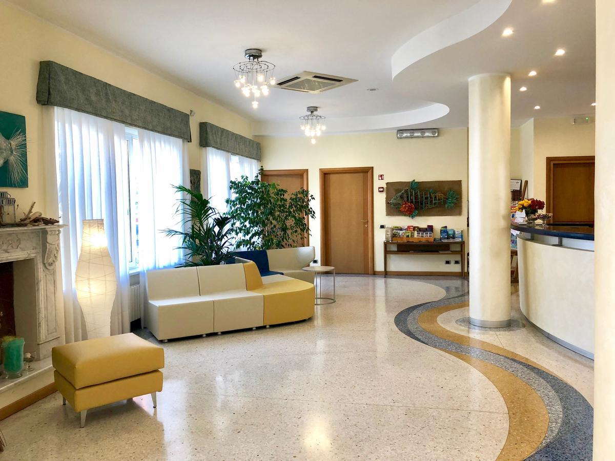 Hotel Baia Bianca Diano Marina Zewnętrze zdjęcie