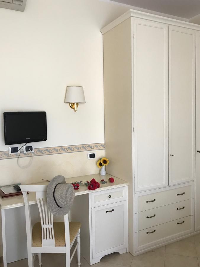 Hotel Baia Bianca Diano Marina Zewnętrze zdjęcie